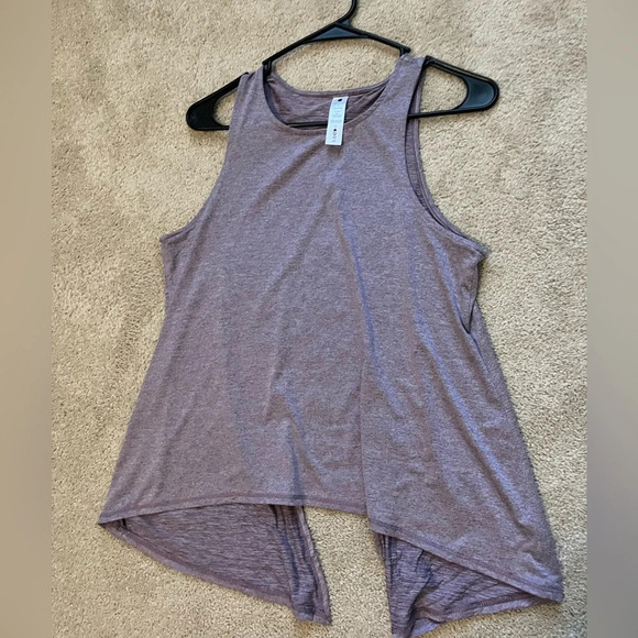 Yogalicious Flowy Open Back Tank - Picture 1 of 7